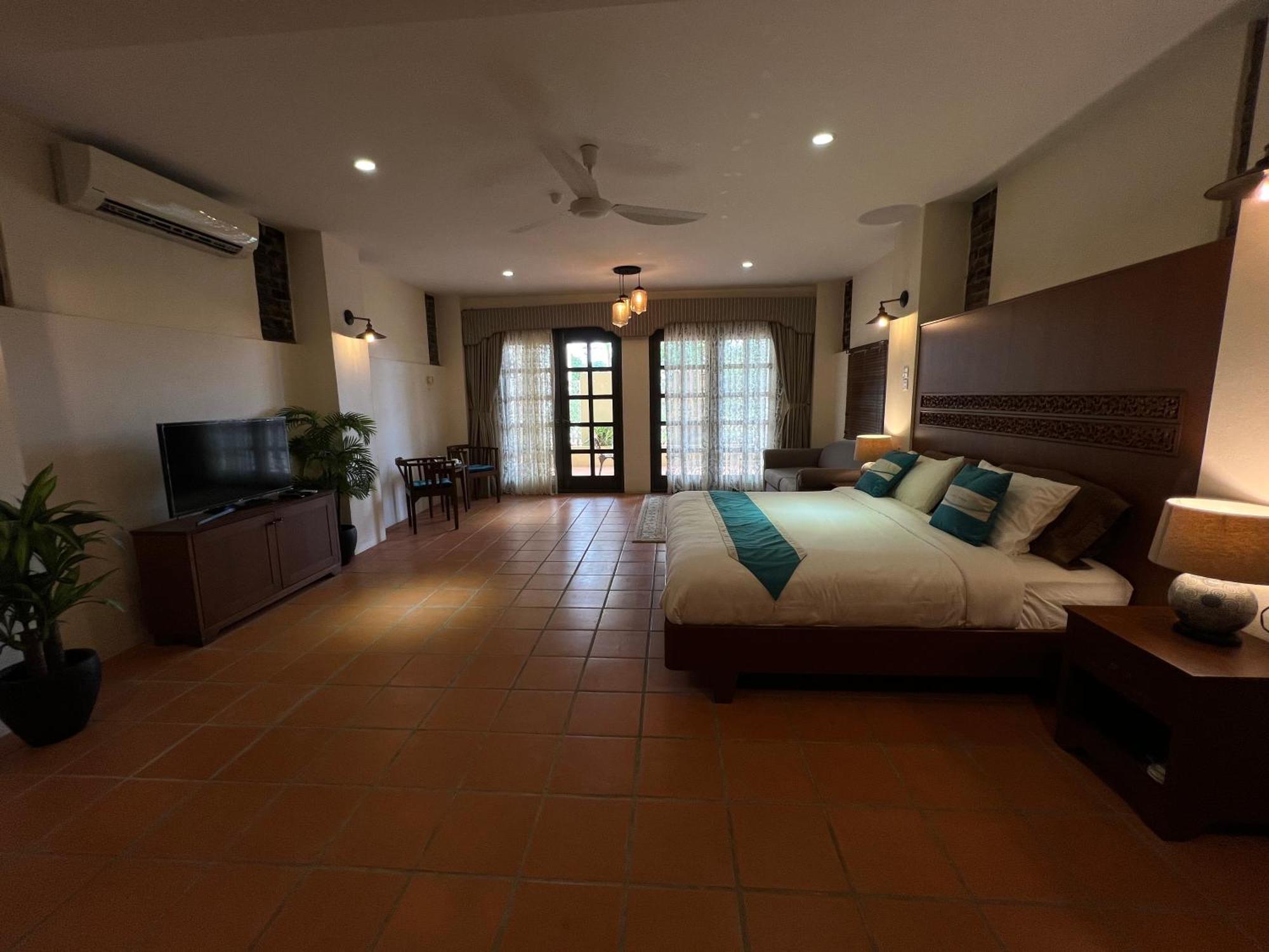 Botanica Mansion Bed and Breakfast Balik Pulau Exteriör bild